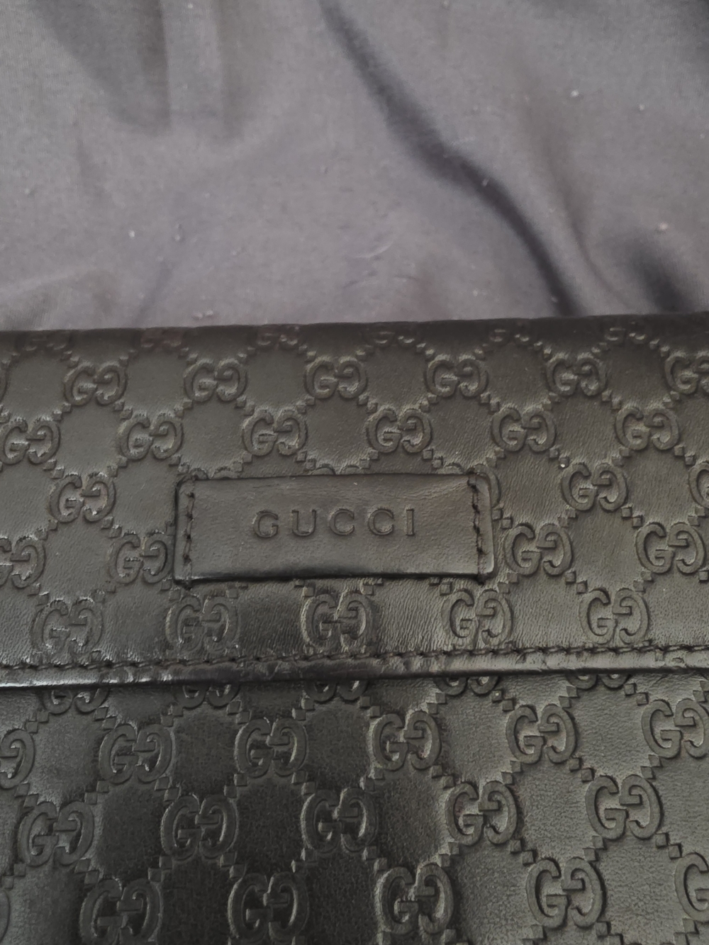 Gucci Brown Embossed GG Leather Crossbody with Gold Chain - Picture 3 of 16